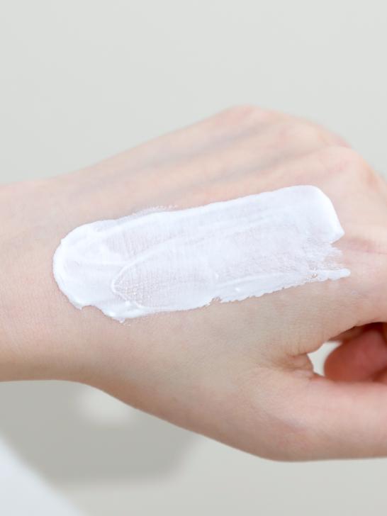 防晒干货分享：我们试了5款热门防晒，想找合适的就按这个标准选