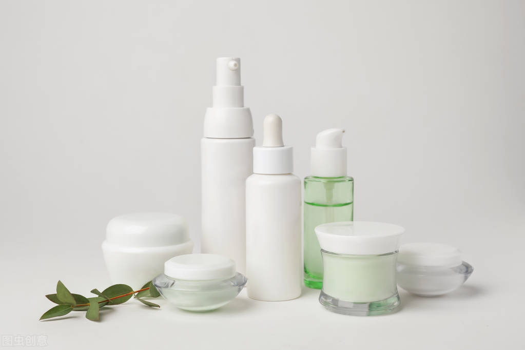 68元一支的口红，3个月卖了1000万，这个点子你该借鉴一下