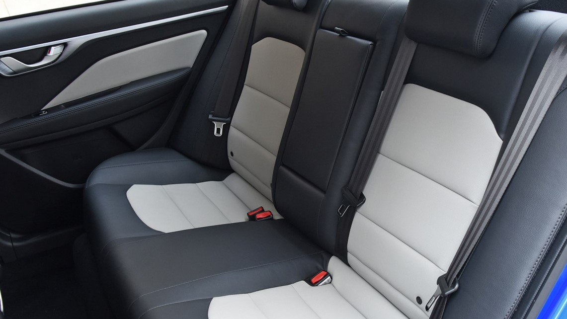 吉利神车质量怎么样,吉利远景手动性价比高吗