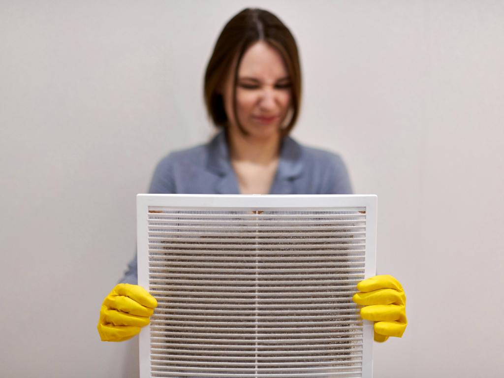 办公室已装修半年,新办公室装修引起嗓子疼咋办