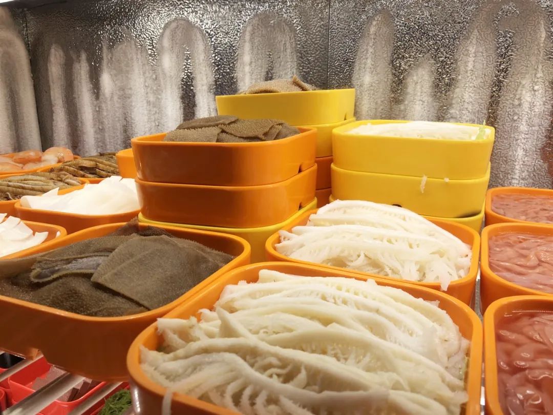 钢管厂五区小郡肝串串宽窄巷子,钢管厂五区小郡肝串串多少钱一串