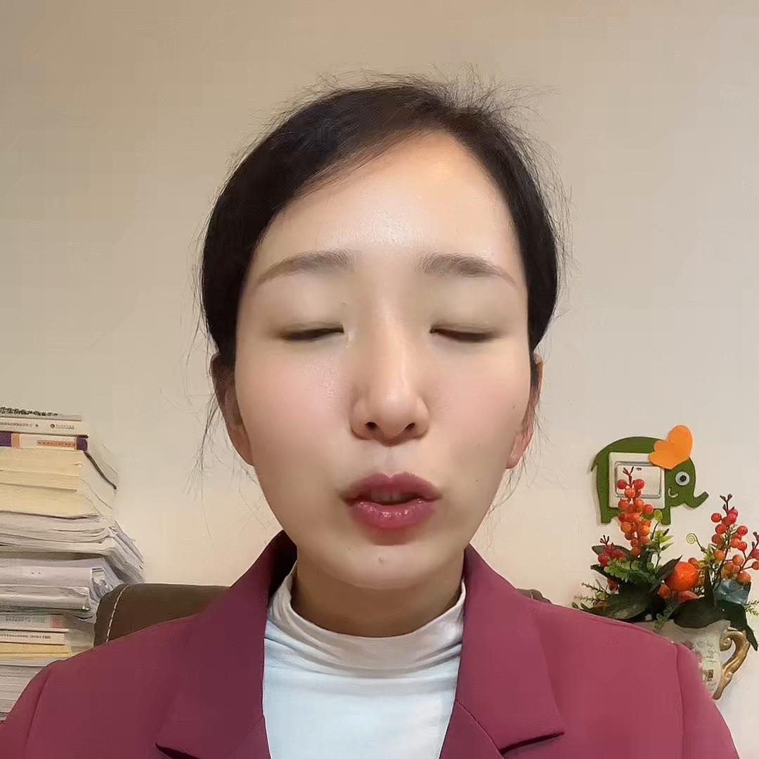 职工社保与居民社保两者之间到底是怎么转的呢？我们应该注...