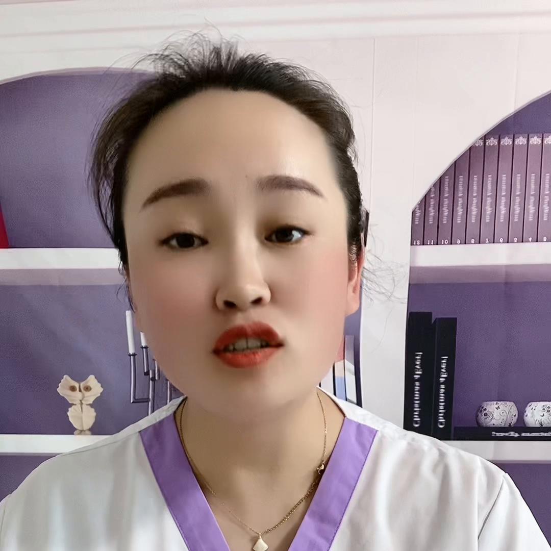 一月哭闹二月闹三个月不睡觉,二月宝宝哭闹时怎么安抚