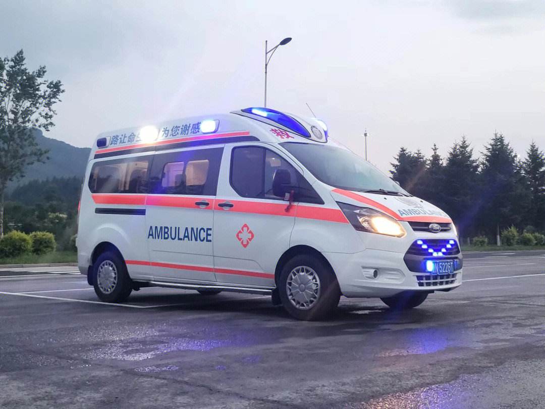 河南一女子朋友圈借钱300人打钱,女孩发300人微信借钱