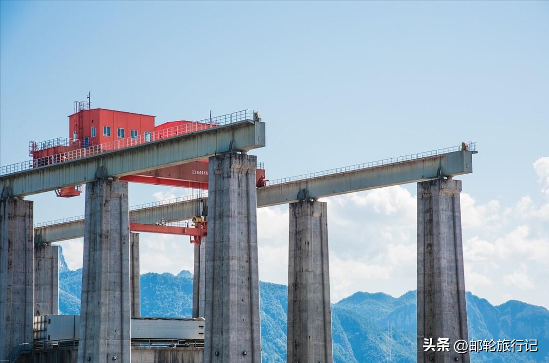 三峡游轮世纪凯歌船造价多少钱,世纪凯歌号三峡游轮简介