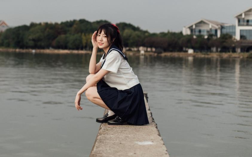 嘴笨的人如何和妹子聊天开场白,嘴笨怎么和女生聊天找话题