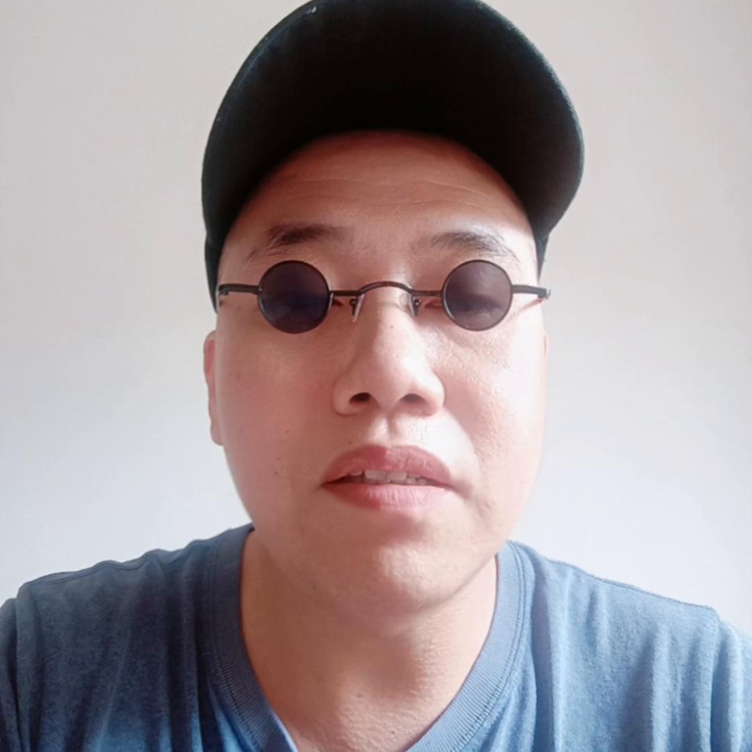 你还恐播，还是个位数吗？还是想放弃直播。@DOU+小助手