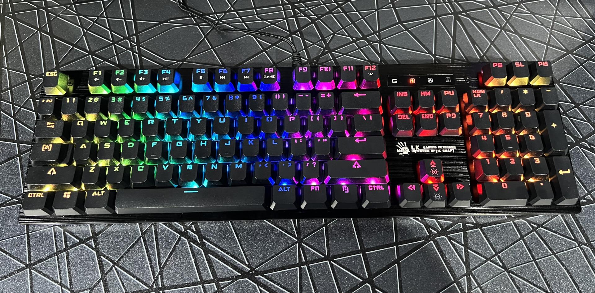 赛事指定键鼠血手幽灵,血手键盘鼠赛博朋克