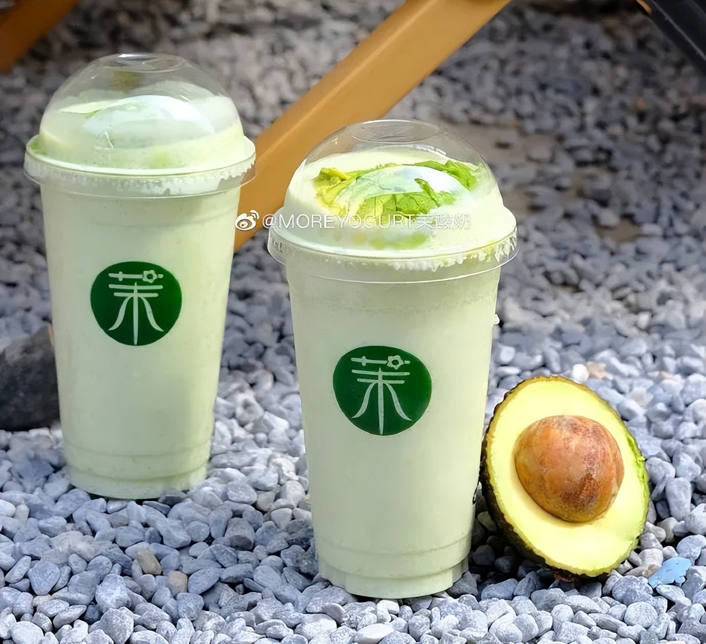 喜茶加入“降价群聊”，高端酸奶离降价还会远吗？