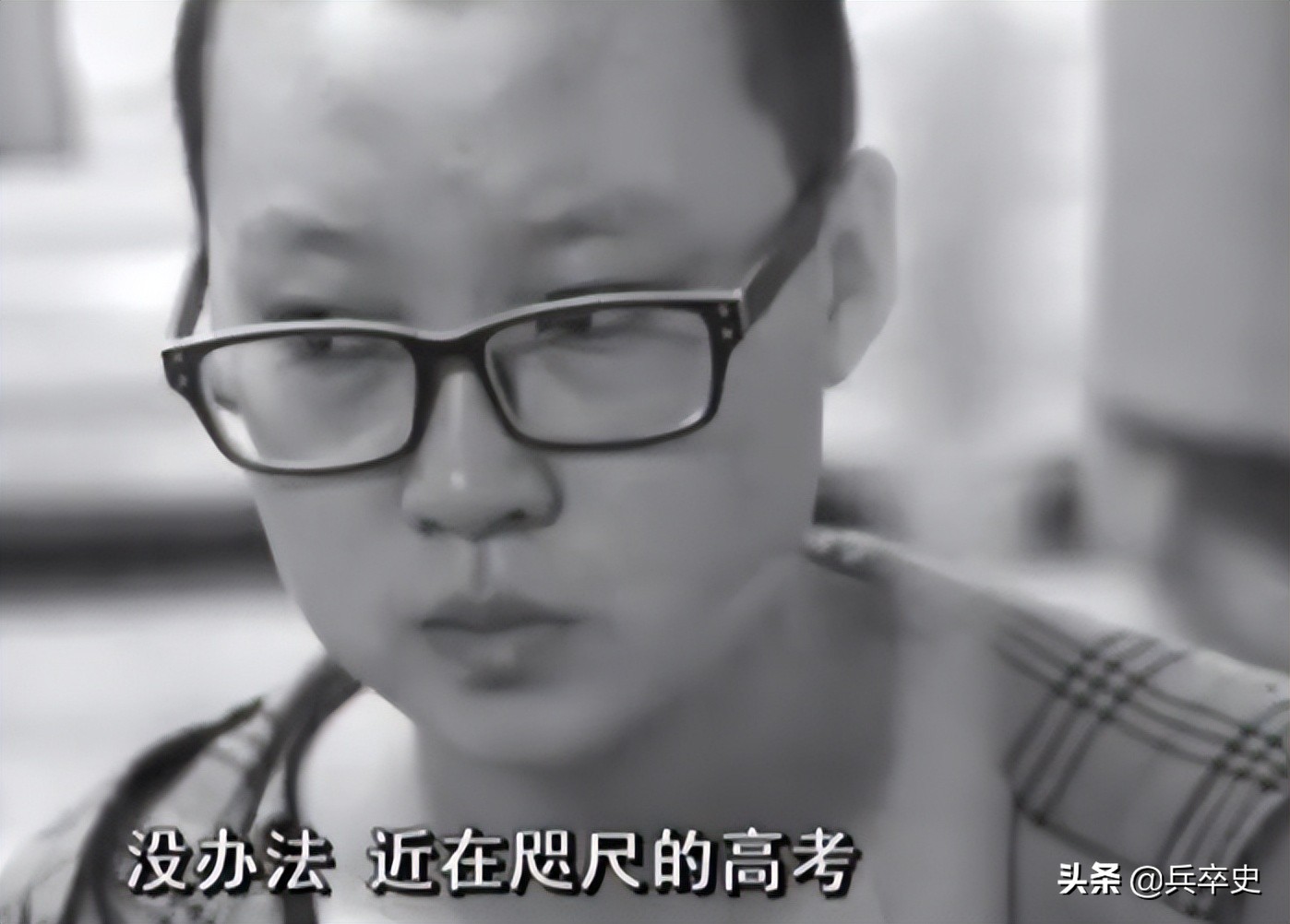 17岁女孩放弃高考捐骨髓救母亲,18岁女儿放弃高考捐骨髓救母亲