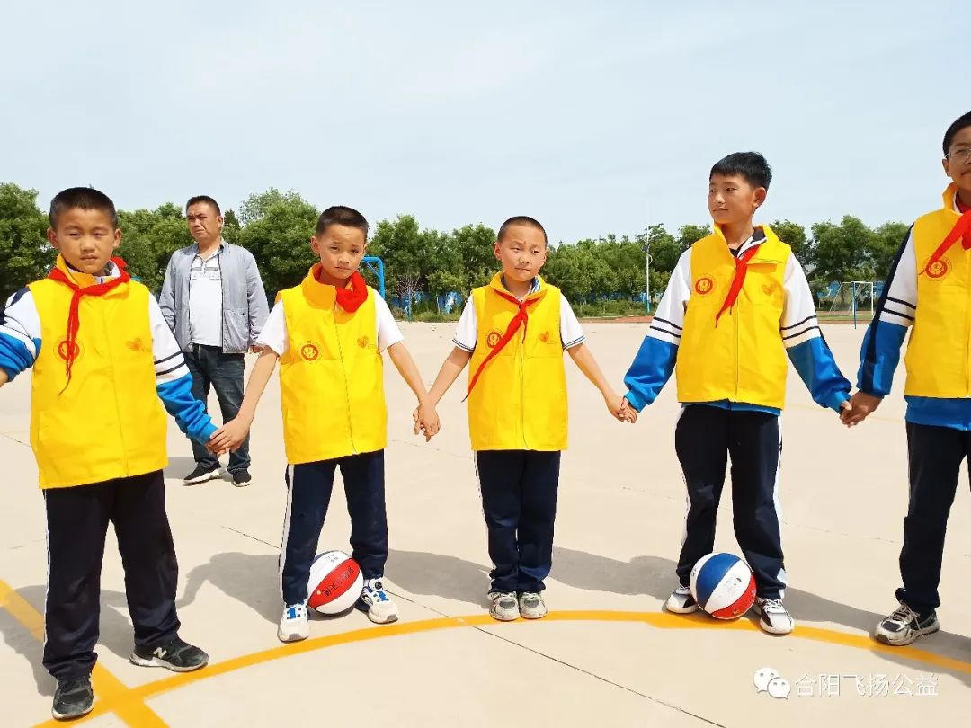 迎“蓝”而上,迎篮而上趣味运动