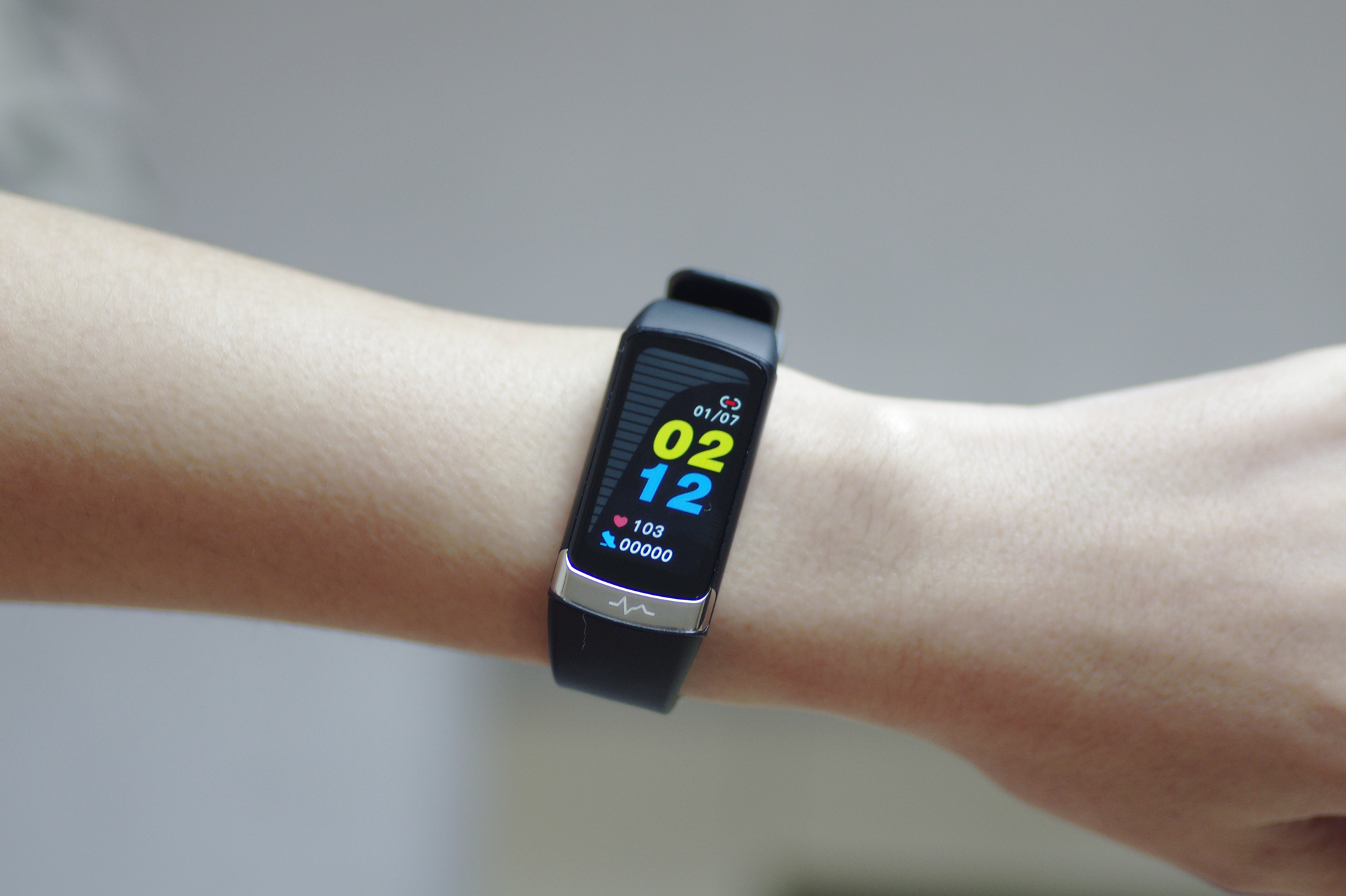 无创测血糖手表监测血压心率,心率血糖监测手环测评