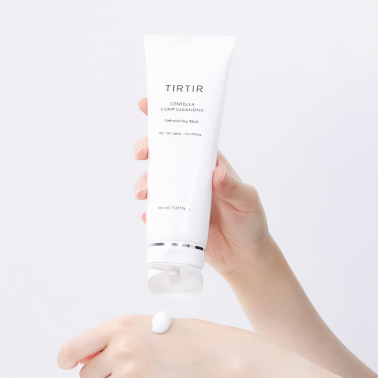 宋智雅同款洗面奶，TIRTIR积雪草净透清洁洗面奶开启新年美肌