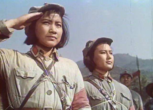 新中国第一位国际影坛获奖的演员,新中国第一个国际影后