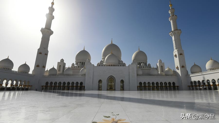 阿联酋阿布扎比最奢华的清真寺,世界上最豪华的清真寺阿布扎比