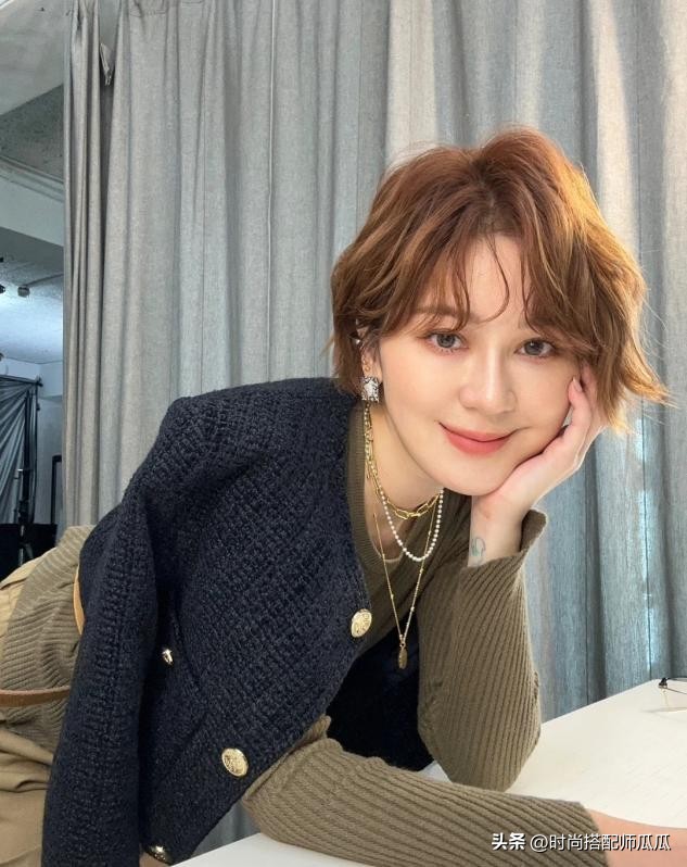 脸圆黑长直怎么烫发尾好看,慵懒烫发2022年最适合女神的烫发