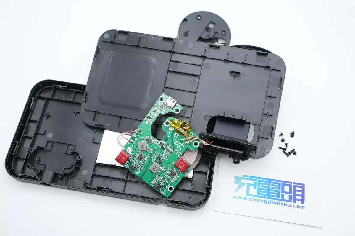 mophie双口充电器拆解,mophie车载充电器拆解