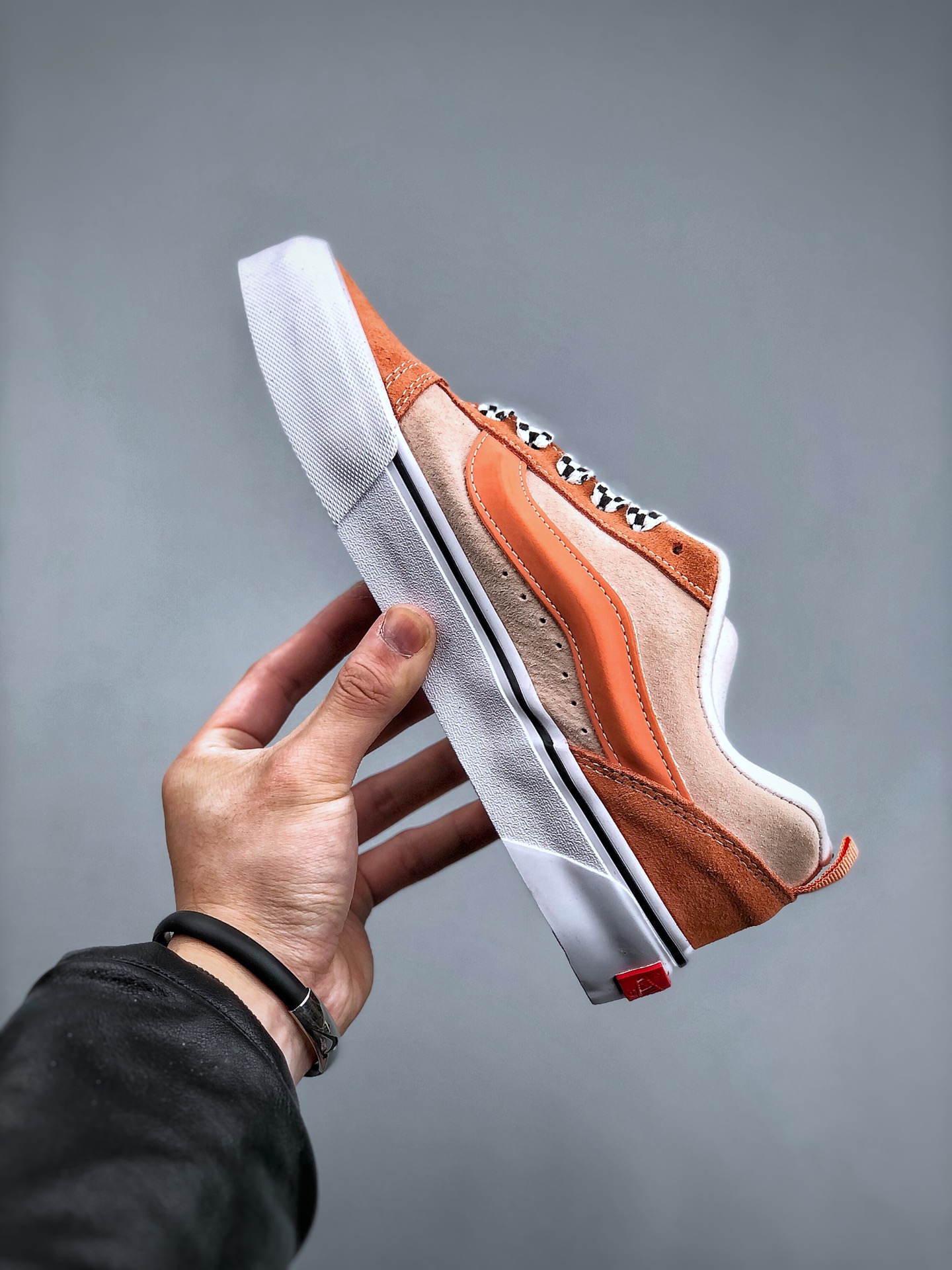 万斯Ⅴans范斯VLT高端线KnuSkool个性帅酷面包板鞋更加简洁的配色