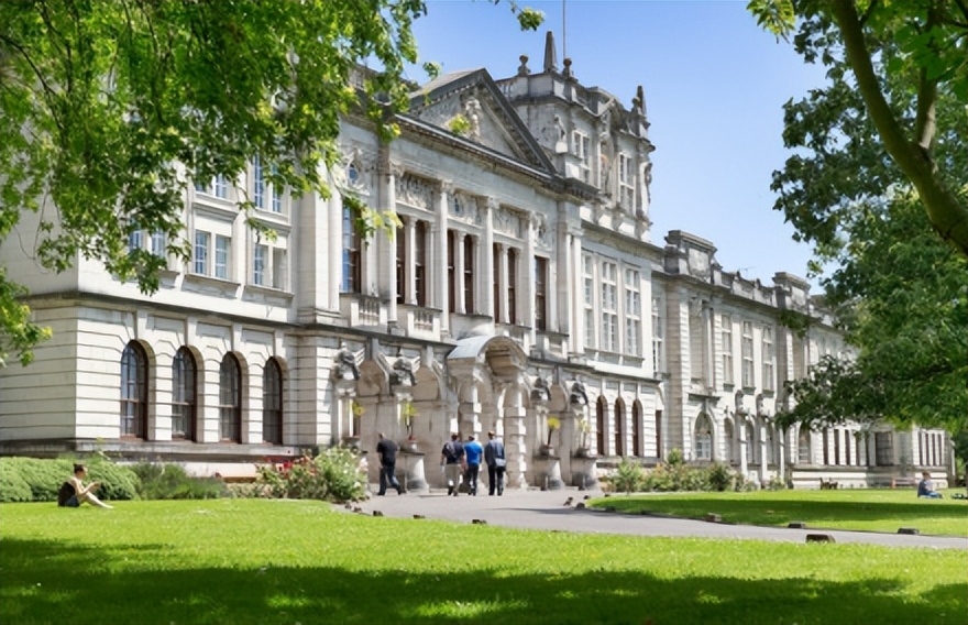 卡迪夫大学爱丁堡大学,卡迪夫大学位于英国的哪个城市