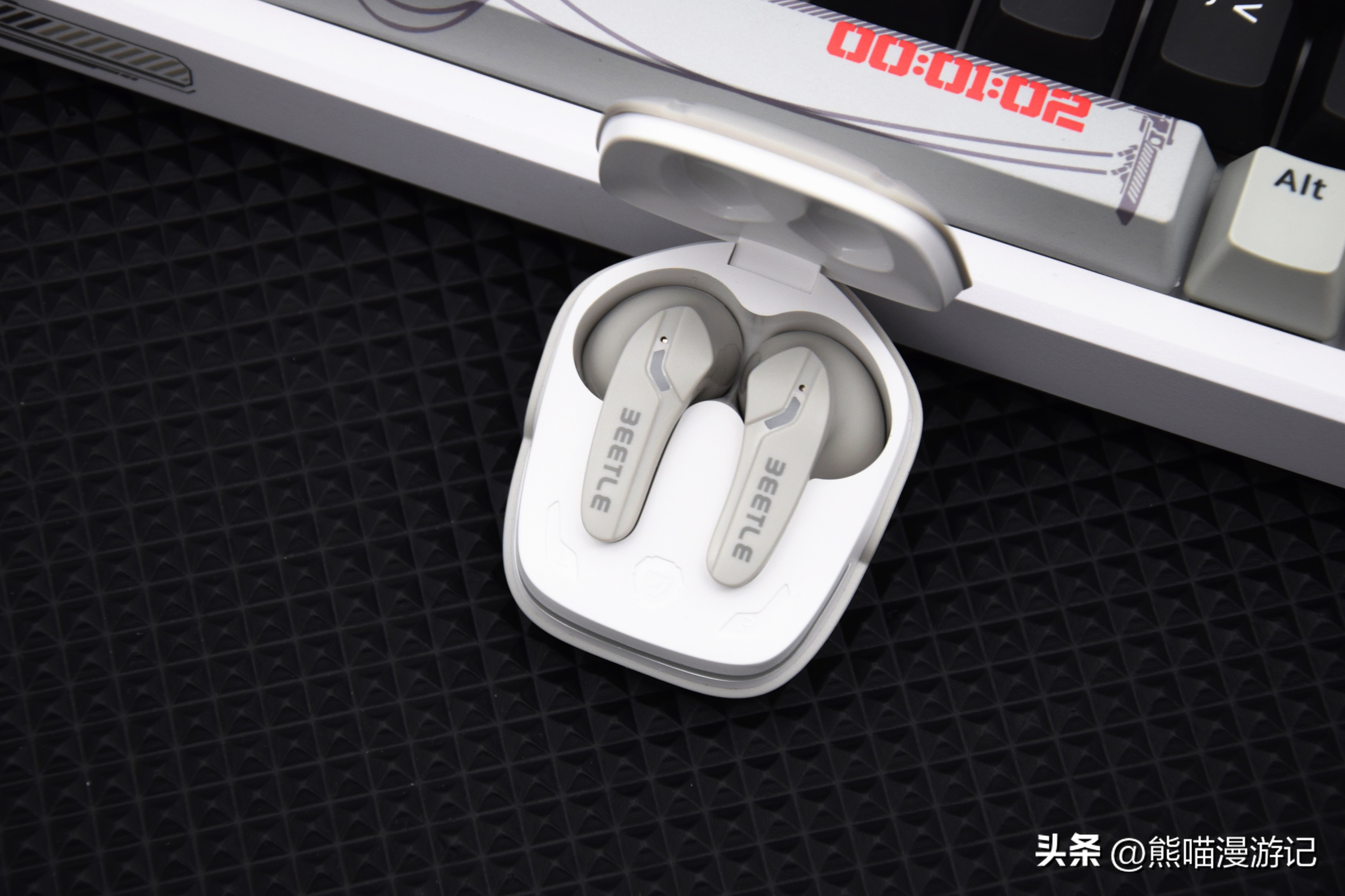 6.8的耳机,6.8元的蓝牙耳机