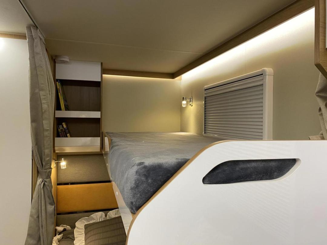 宇通c533房车探境版小顶房车,宇通c533小额头房车最新款评测