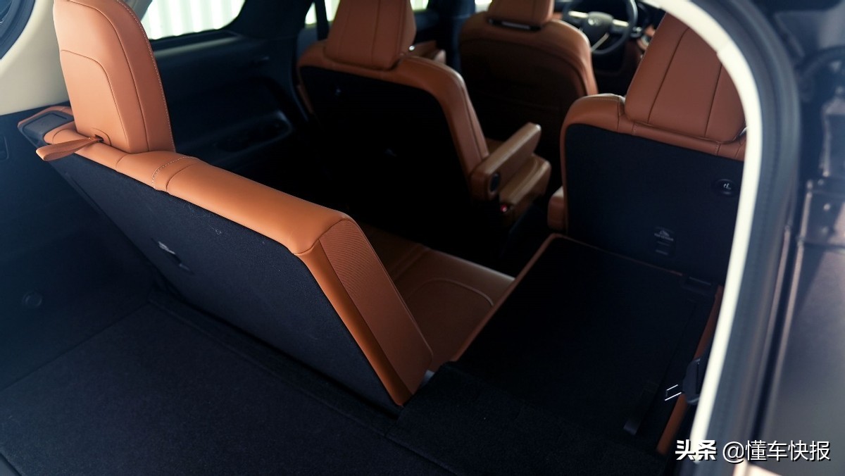 现代东方豪华，售价39.98万元起，全新一代英菲尼迪QX60实拍解析