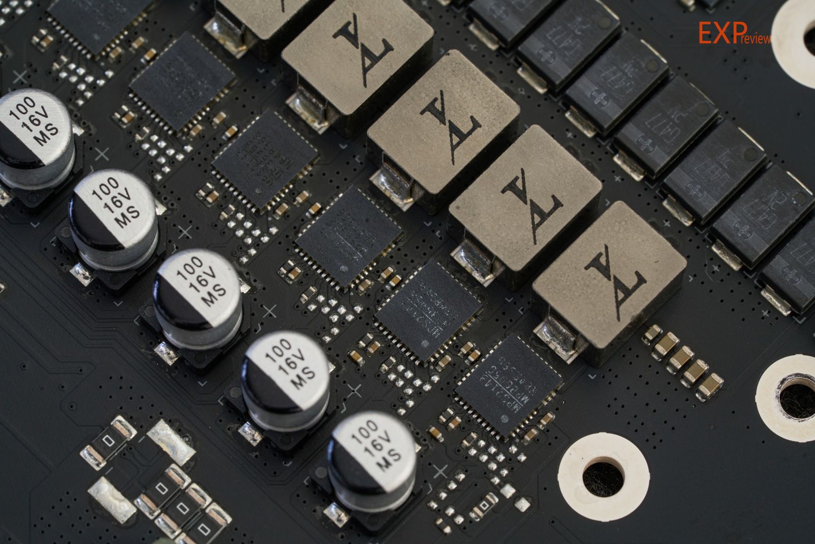 英特尔arca770显卡,英特尔arca770游戏表现