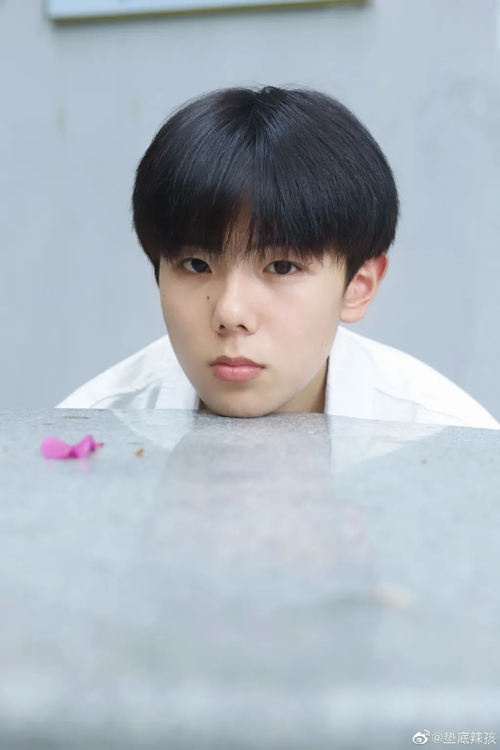 女生的p图技术有多强大,再一次感叹网红的p图技术