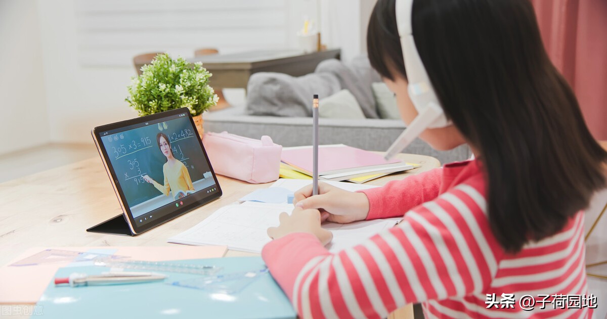 三年级作文描写动物怎样写,四年级描写小动物作文评语