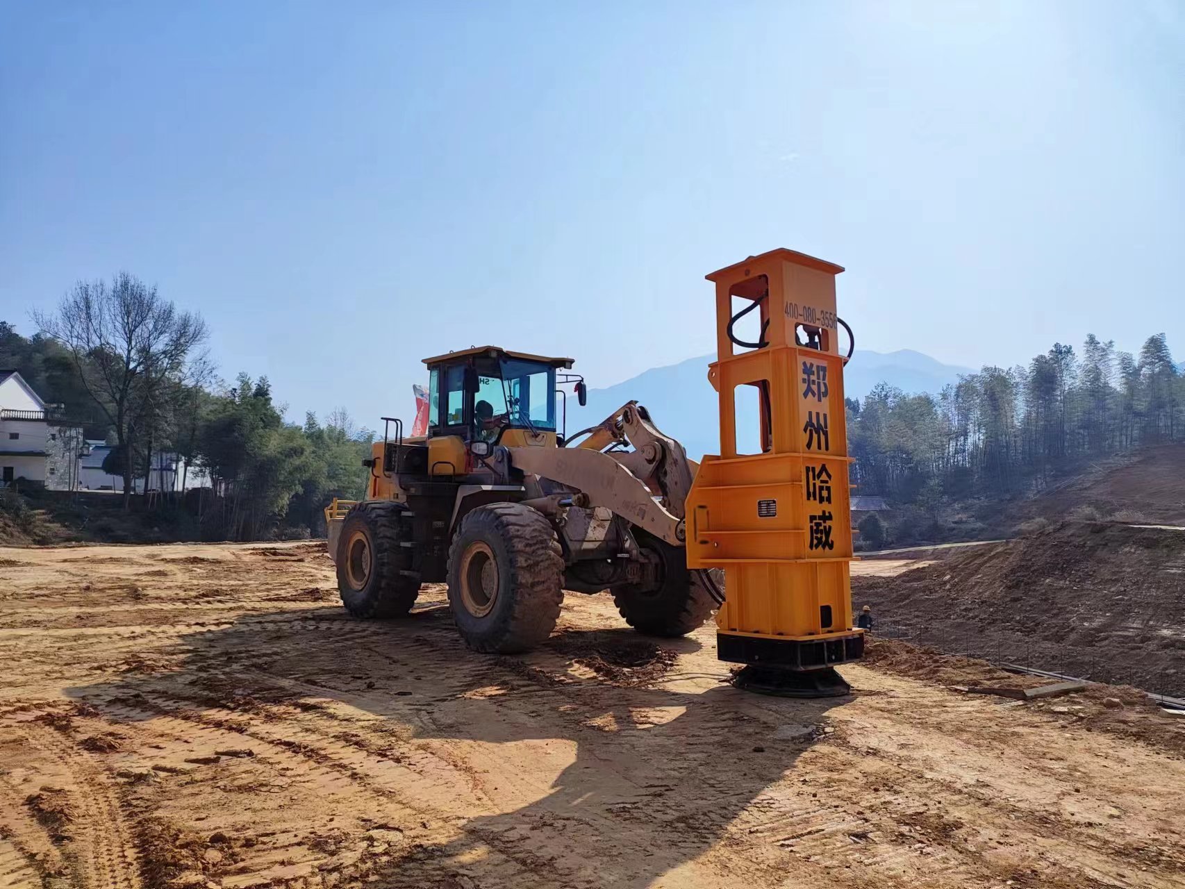 高速液压夯实机操作方法,液压夯实机是否能达到强夯机效果