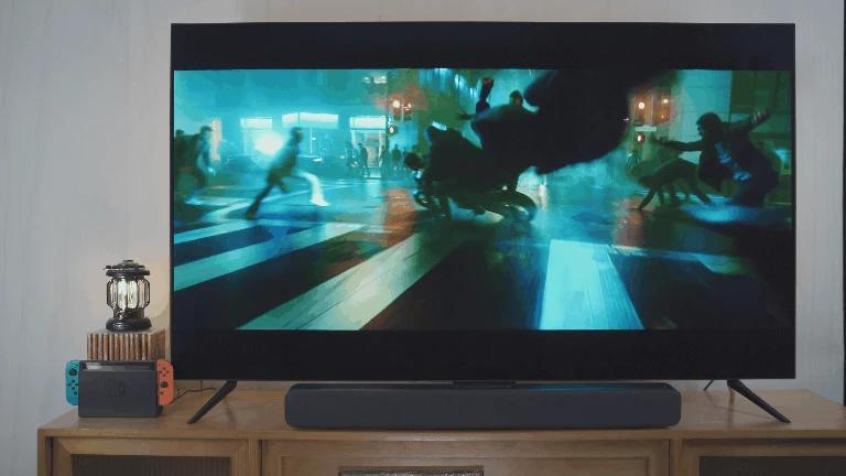 小米6oled55寸电视效果图,居家看电视氛围