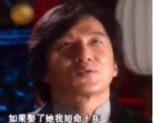 同样是成龙基因，把林凤娇儿子和吴绮莉女儿一对比，差距就出来了