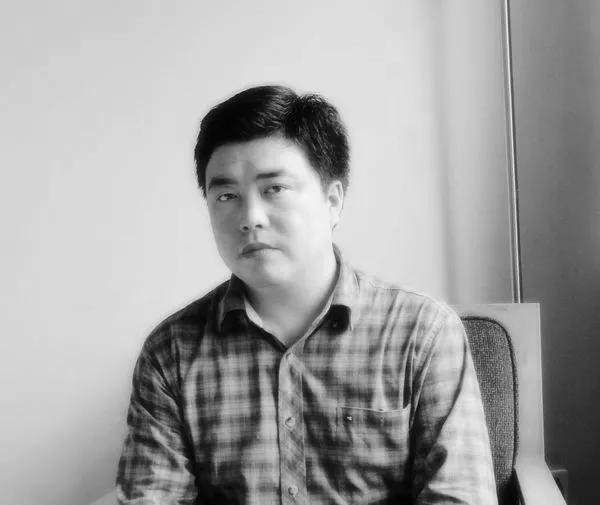 先锋诗潮：浙江女诗人呆呆，我接待每一样到访的事物但不怀念