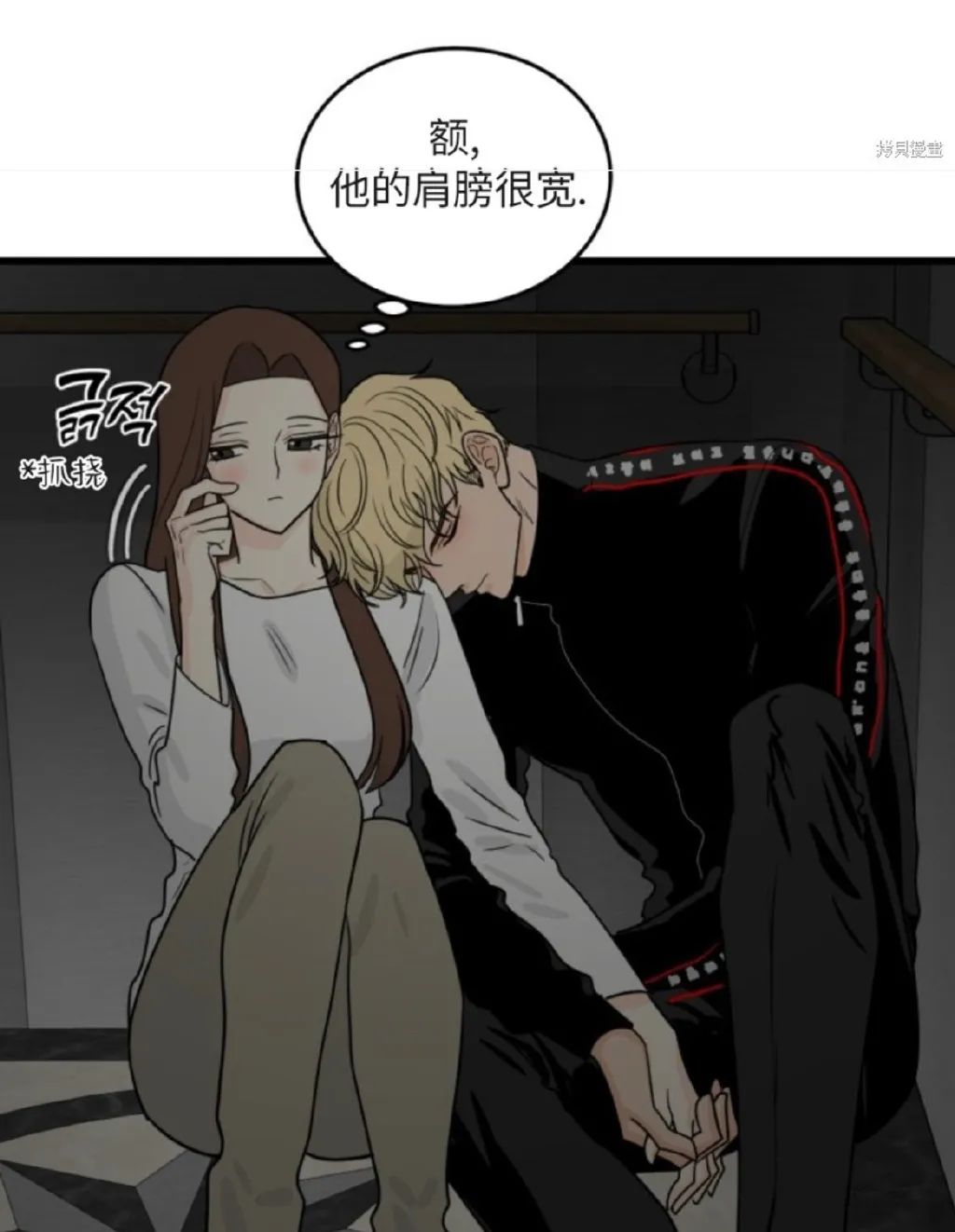 现在流行宽肩,韩国流行宽肩