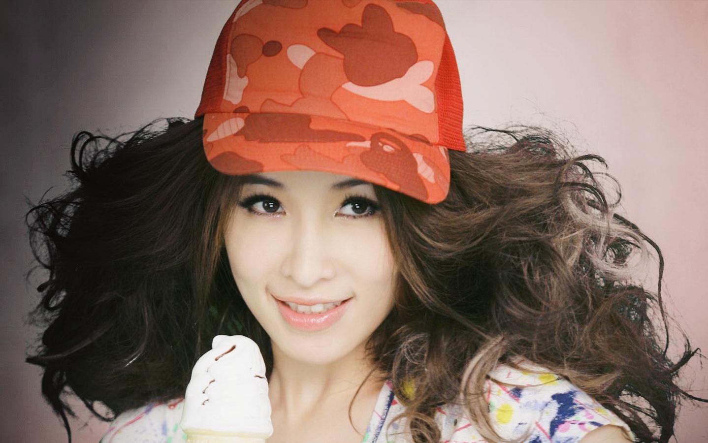 萧亚轩直播状态动图,萧亚轩直播单身回放