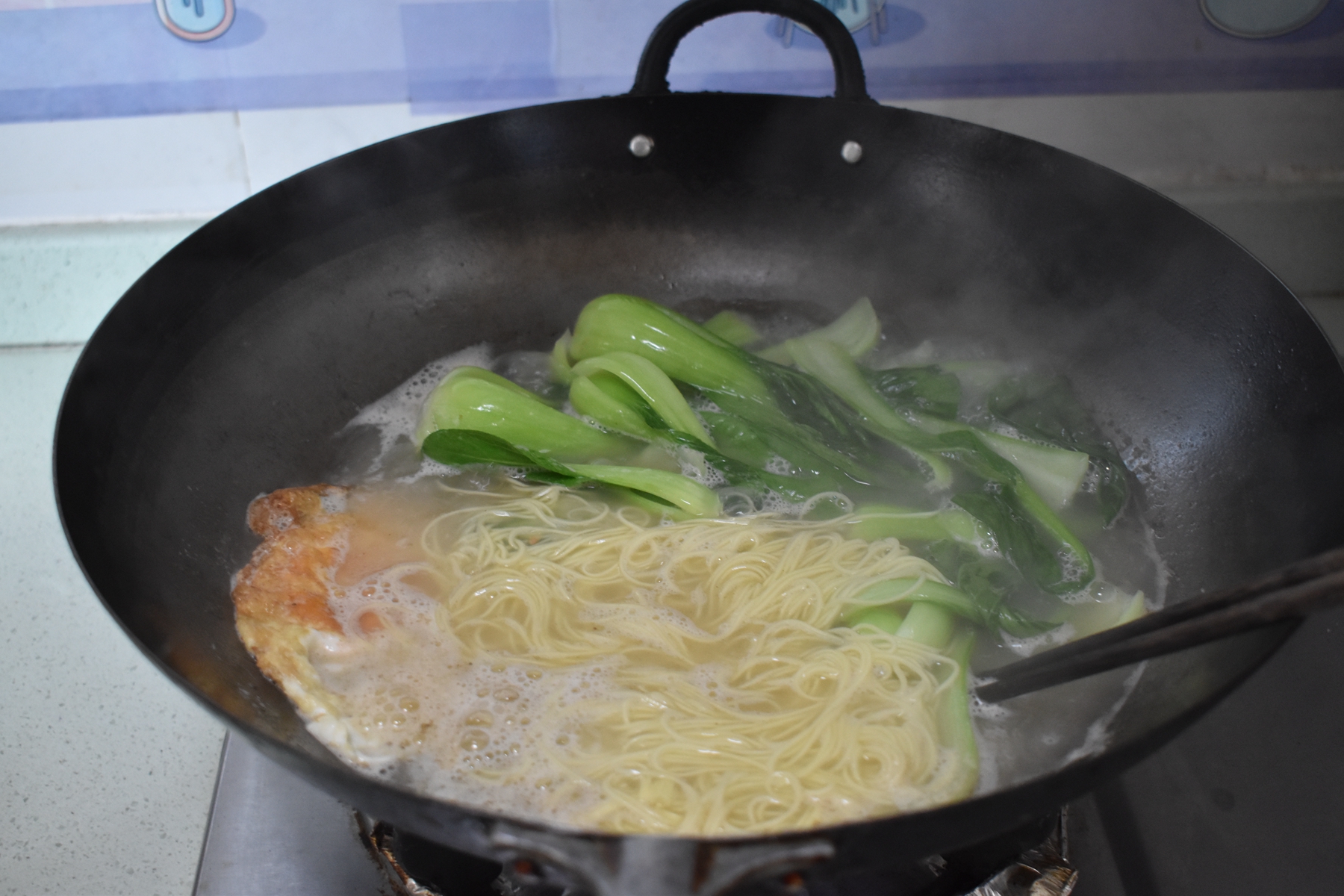 用大虾做三虾面,用大虾煮面条怎么样才好吃