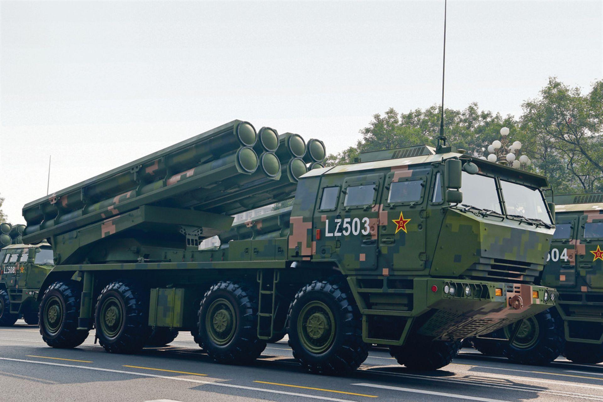 美国闹笑话,美菲军演海马斯火箭炮试射