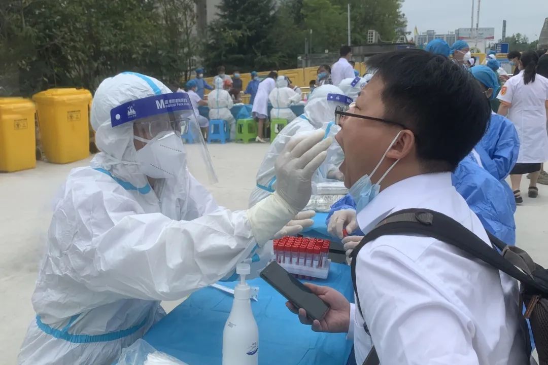贵阳金阳医院核酸检测,全力攻坚开展核酸检测工作