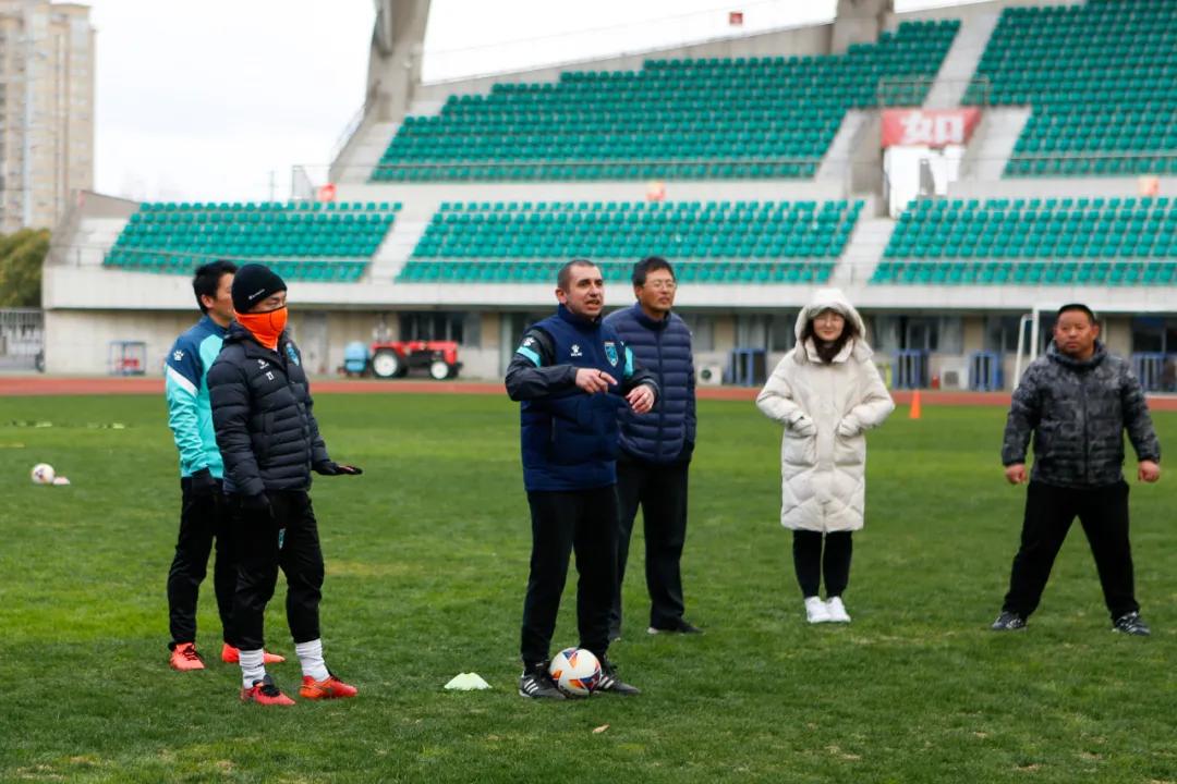 如皋少儿足球培训,如皋校园足球精英训练营