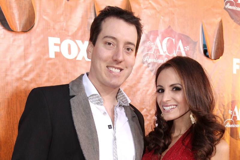 运动员用他们的第一笔大薪水买了什么？