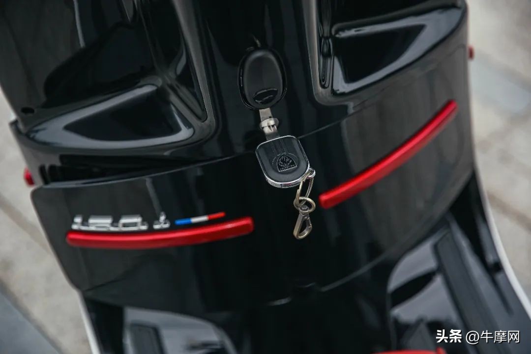 17款标致django测评,标致djangocaferacer开箱