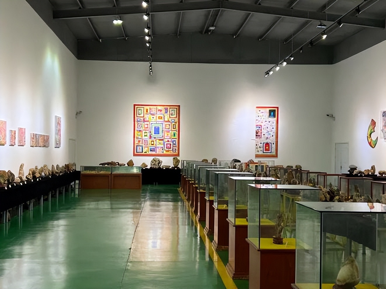 六展齐发《光锥》系列展绽放京南艺术馆