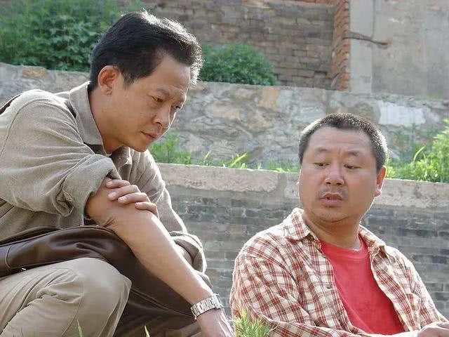 金鸡奖最佳男配范伟：风光背后，是与妻子31年的相濡以沫