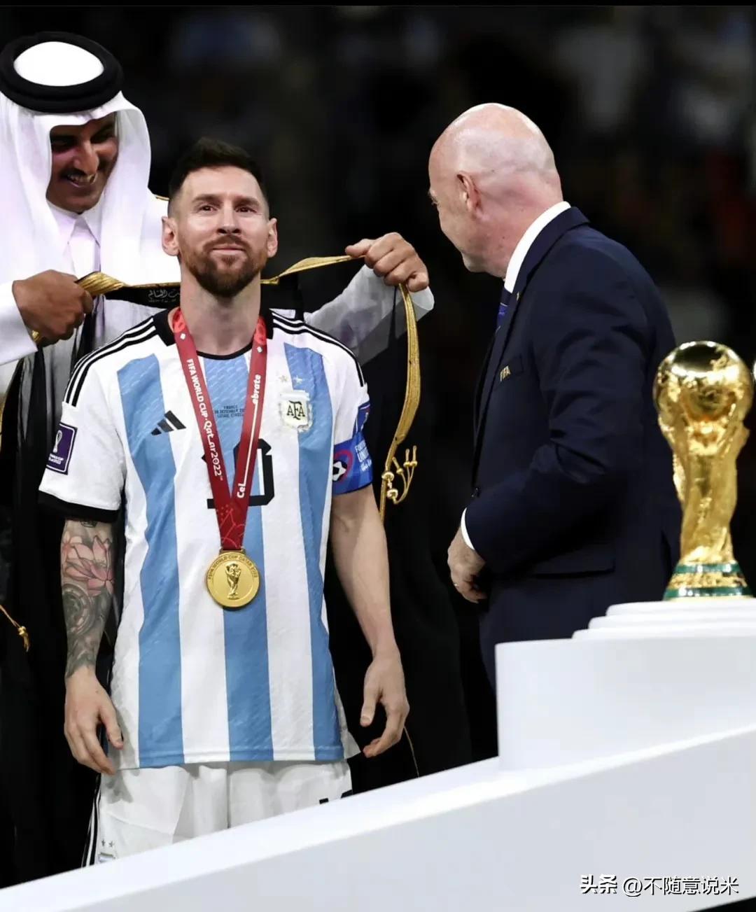 卡塔尔举办世界杯花多少钱,卡塔尔举办世界杯具备的条件