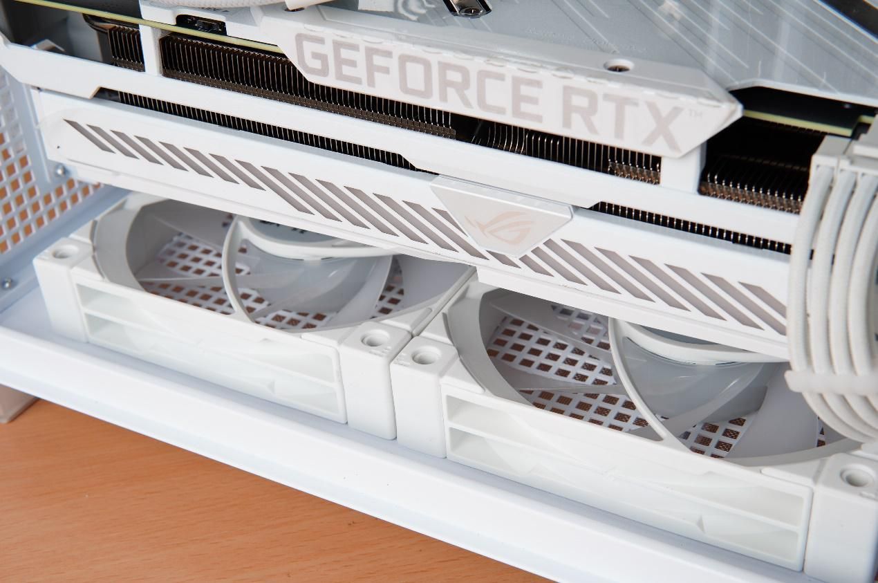 华硕冰立方ap201怎么搭配风扇,华硕冰立方ap201支持多大的机箱