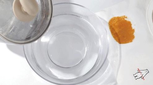 拖鞋穿久了“又黑又黄”不好洗？教你妙招，不用手刷，跟新一样