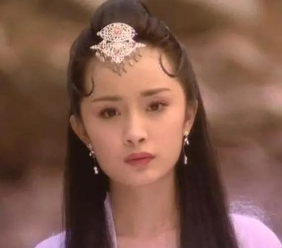 最具美人脸的十位女星,蒜头鼻小眼睛方脸却很漂亮的女星