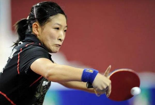 乒乓球的拧拉技术首次应用,乒乓球台内拧拉下旋球技术