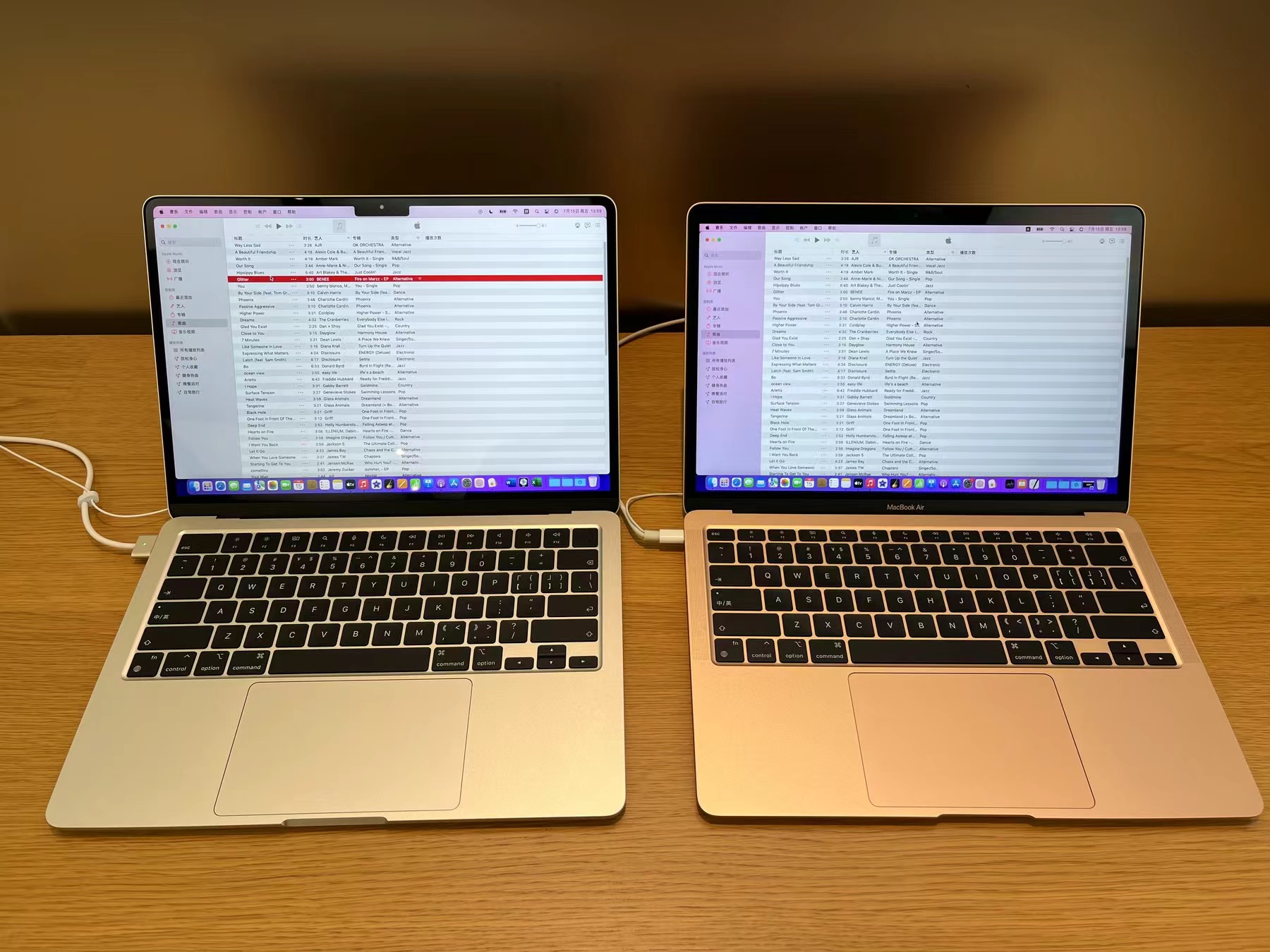 m2macbookair买哪个颜色,M2macbookair值得买吗