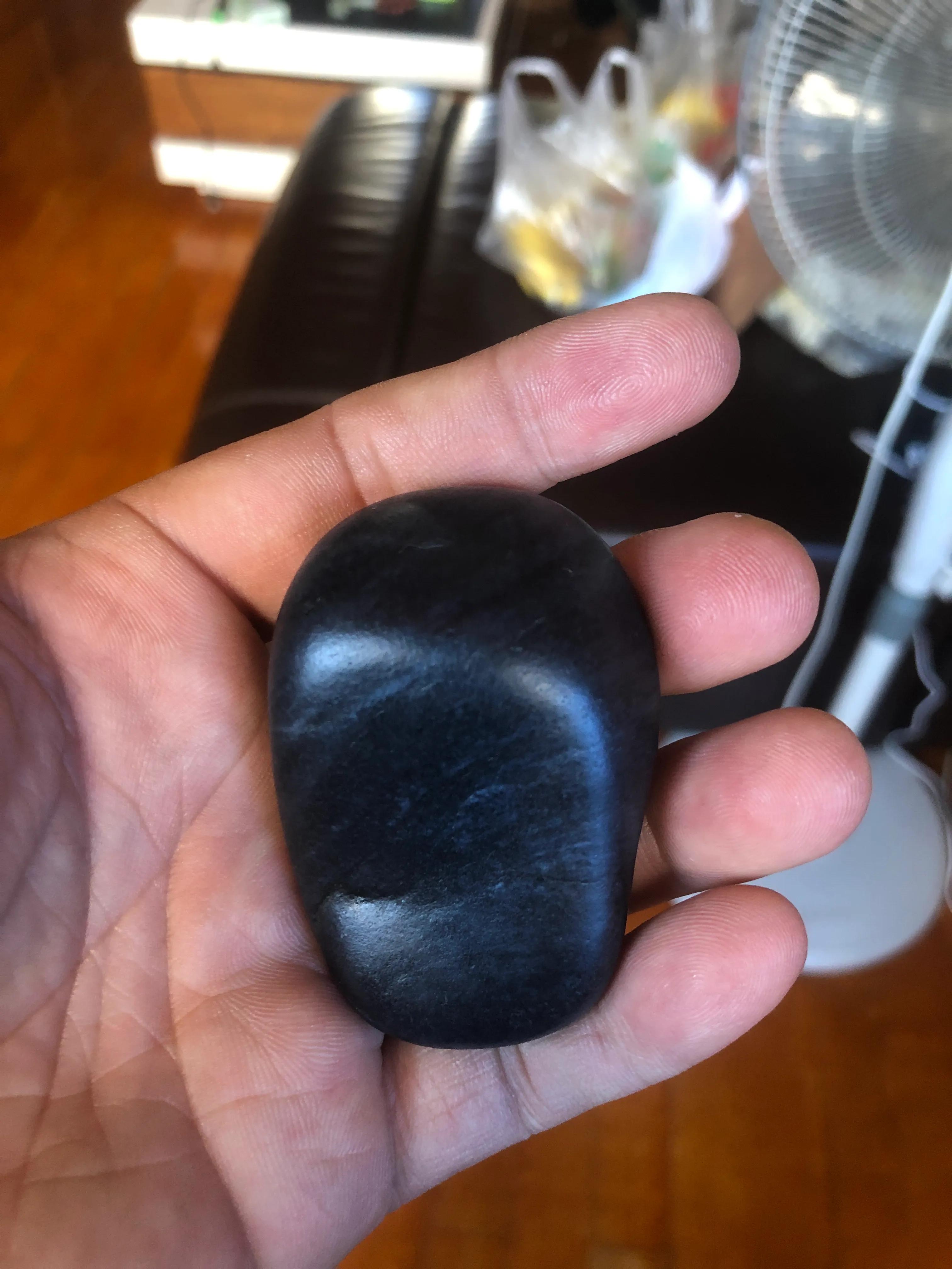 墨玉籽料原石值钱吗,和田玉墨玉籽料原石图